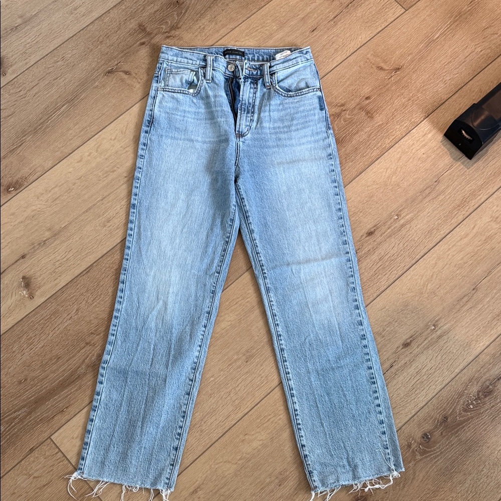 Silver Jeans Highly Desirable Straight Leg.